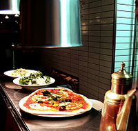 Ladro - Restaurant Guide