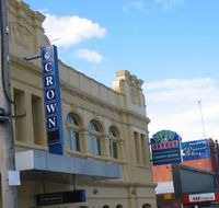 Crown Hotel Lilydale - Restaurant Guide