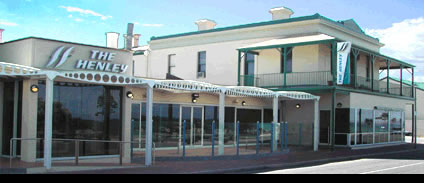 Henley Beach Hotel - Restaurant Guide 0