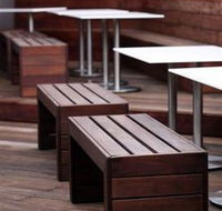 Crossroads Hotel - Restaurant Guide