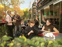 Jacksons On George - Restaurant Guide 0