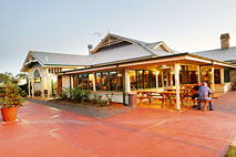 Potters Hotel And Brewery - Restaurant Guide 0