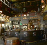 MJ Finnegans Irish Pub - Restaurant Guide