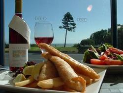 Henley Beach Hotel - Restaurant Guide 2