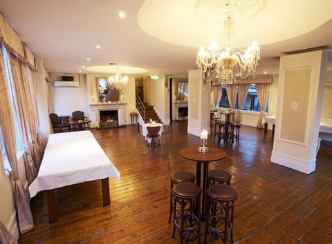 Provincial Hotel - Restaurant Guide 3