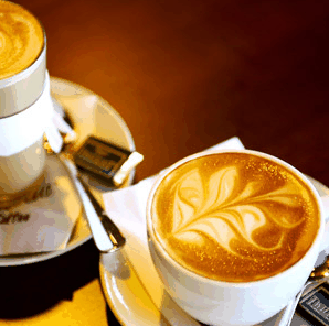 Burleigh Heads Hotel - Restaurant Guide 3