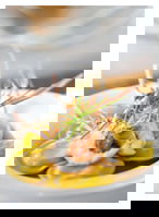  Restaurant Guide