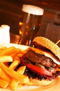 Durty Nelly's Irish Pub - Restaurant Guide 1