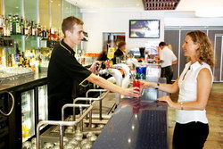 Plantation Hotel - Restaurant Guide 1
