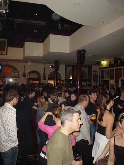 Carnegies Bar & Restaurant - Restaurant Guide 2