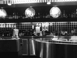 Benny's Bar & Cafe - Restaurant Guide 3