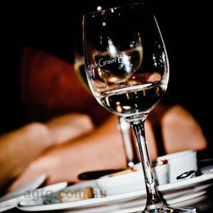 Grape & Grain Bar - Restaurant Guide 0