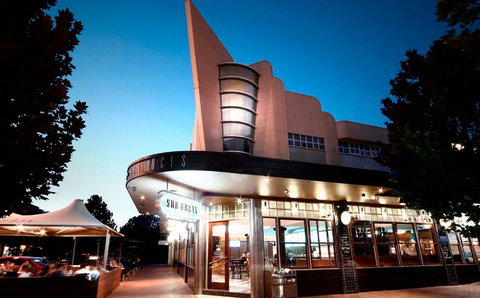 Sub-Urban - Restaurant Guide 0