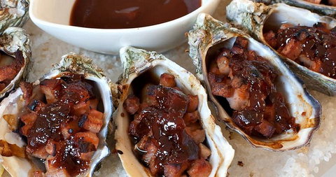 Retreat Hotel - Restaurant Guide 0