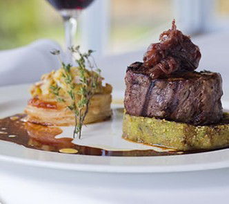 Chris's Beacon Point Restaurant - Restaurant Guide 0