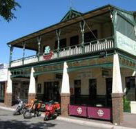 Shamrock Hotel Alexandra - Restaurant Guide