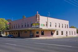 Railway Hotel - Restaurant Guide 0