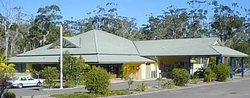 Bonny Hills Beach Hotel - Restaurant Guide 0