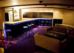 Bond Lounge - Restaurant Guide 0