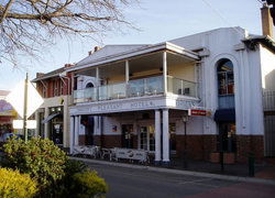 Mount Pleasant Hotel - Restaurant Guide 1