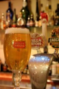 University Hotel - Restaurant Guide 1