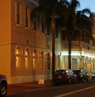The Rose Hotel - Victoria Street Bar - Restaurant Guide 2