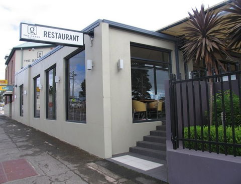 Gates Hotel - Restaurant Guide 4