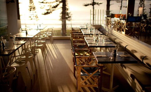Deck Bar And Dining - Restaurant Guide 1