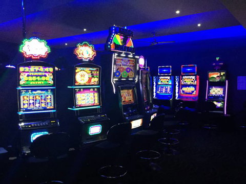 Royal Hotel Randwick - Restaurant Guide 2