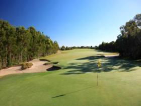Pelican Waters Golf Club - Restaurant Guide 0