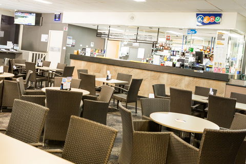 Lake Conjola Bowling Club - Restaurant Guide 2