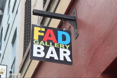 Fad Gallery - Restaurant Guide 0