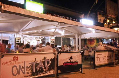 Cafe Fresh Lounge Bar & Shinsen Restaurant - Restaurant Guide 1