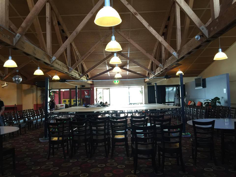 Currimundi Hotel - Restaurant Guide 2