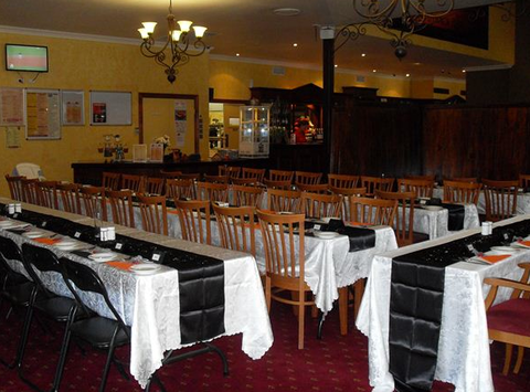 Glass House Mountains Tavern - Restaurant Guide 2