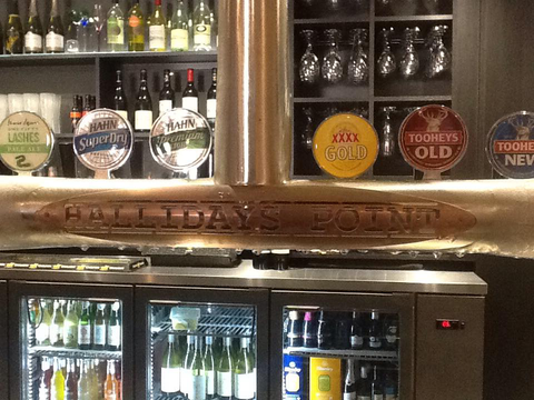 Hallidays Point Tavern - Restaurant Guide 0