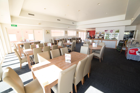 Hastings Hotel - Restaurant Guide 1