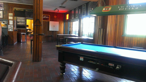 Lakes Creek Hotel - Restaurant Guide 1