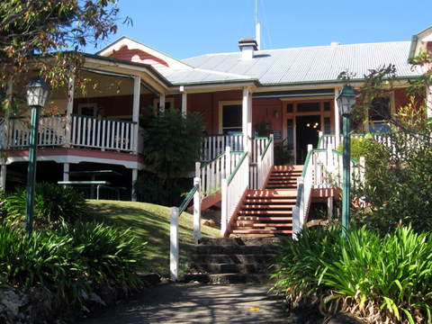Mapleton Tavern - Restaurant Guide 4