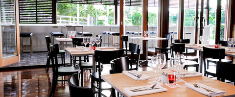 Woombye Pub - Restaurant Guide 2