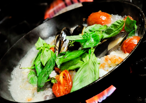 Woombye Pub - Restaurant Guide 3