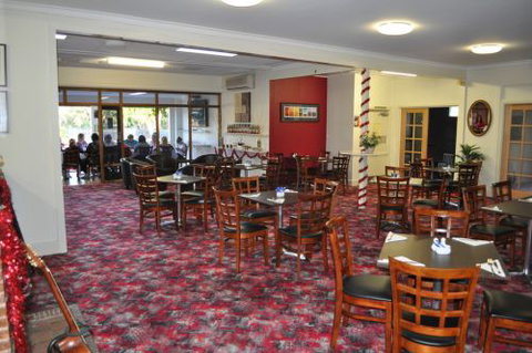 Back O' Bourke Motel - Restaurant Guide 4