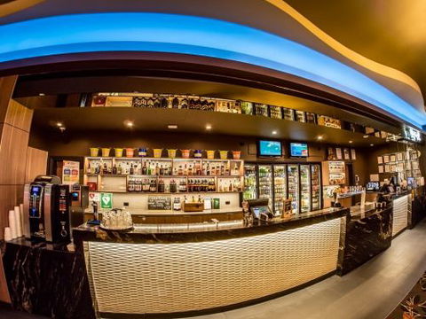 Ipswich Jets Rugby League Football Club Inc. - Restaurant Guide 3