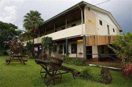 Garradunga Hotel - Restaurant Guide 4
