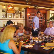 Royal Spoon - Restaurant Guide 1