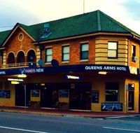 Queens Arms Hotel - Restaurant Guide