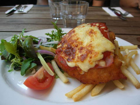 Toronto Hotel Motel - Restaurant Guide 1