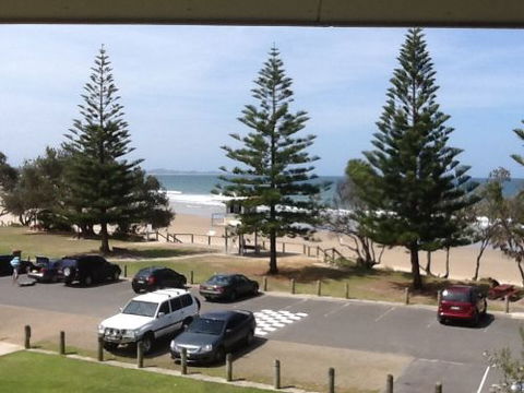 Fat Fish Beachfront Bistro - Restaurant Guide 1
