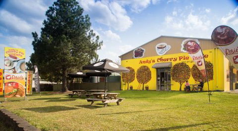 Andy’s Cherry Pie Cafe - Restaurant Guide 4