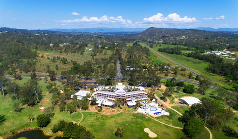 Christmas In July At The Kooralbyn ValleyResort - Restaurant Guide 0